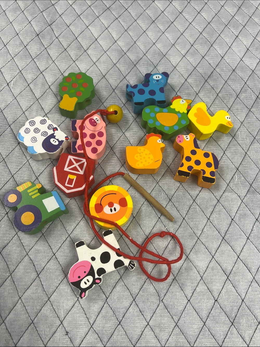 Wooden Farm Animal Lacing Toy - Colorful Kids Beads